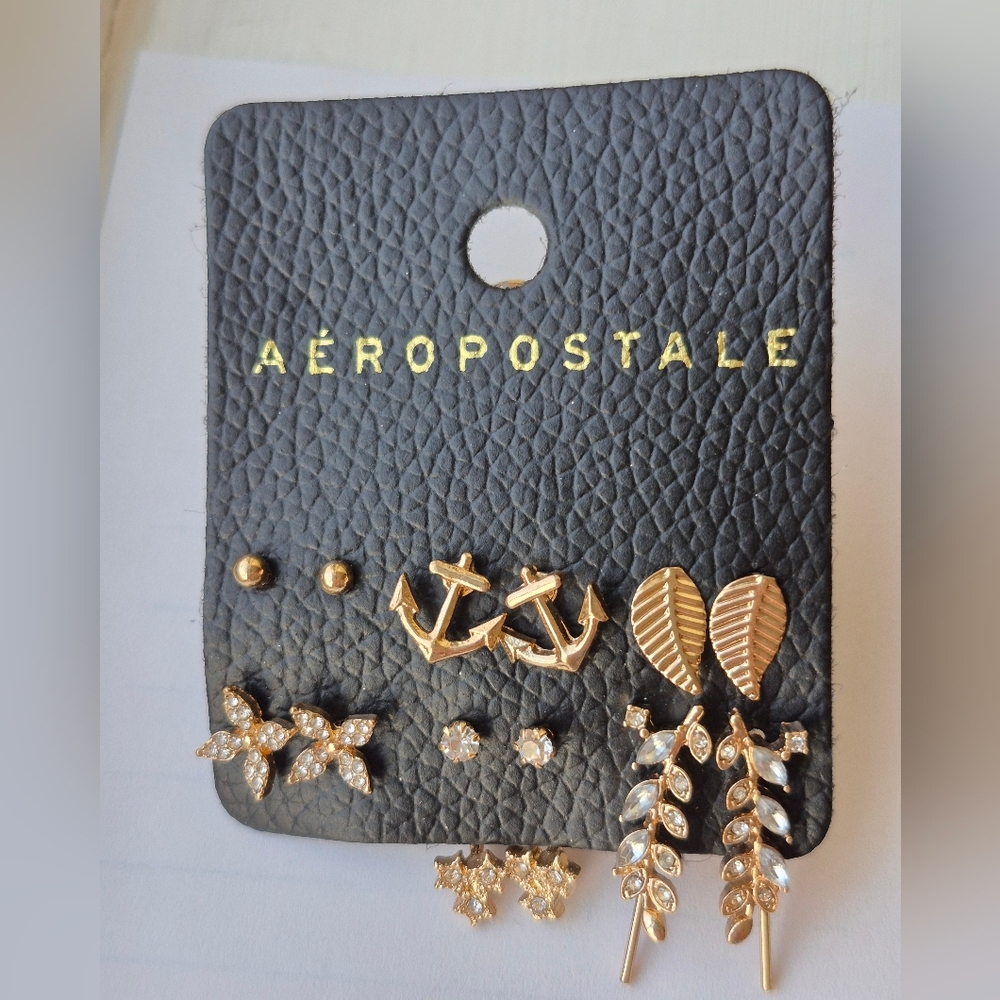Aeropostale Gold and Silver Earring Set